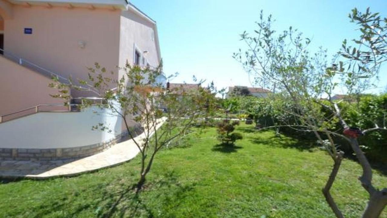 Holiday Apartment Lungomare Привлака Екстер'єр фото