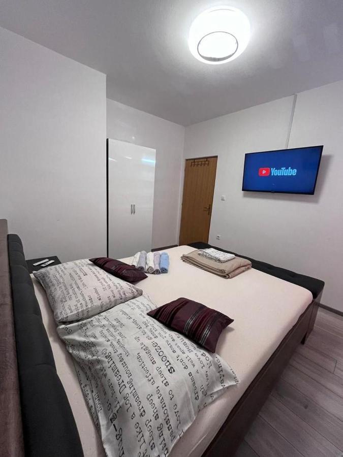 Holiday Apartment Lungomare Привлака Екстер'єр фото